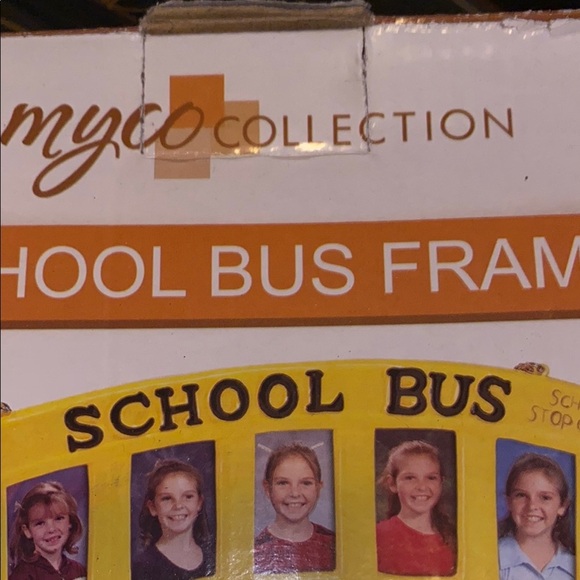 BOX42 School Bus and Lighthouse Photo Frames - Picture 3 of 7